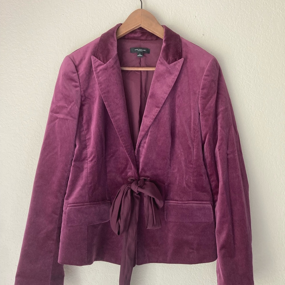 Ann Taylor Velvet Blazer in Deep Purple